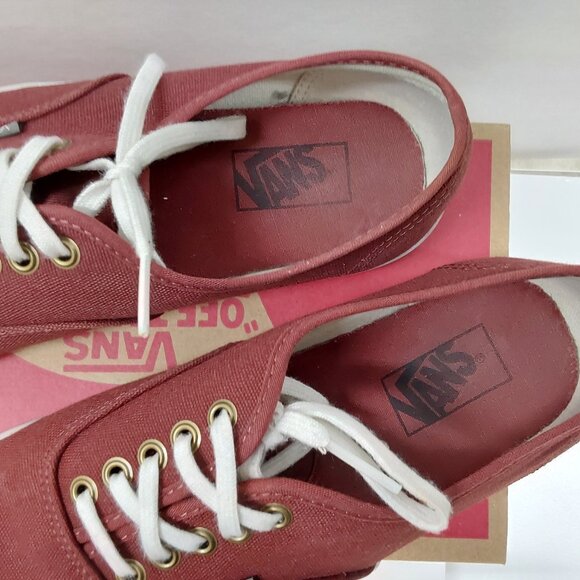 Classic Low Top Vans Sneaker EUC - Picture 2 of 4